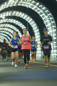 BIB: 45395, 45115, 45694
                            <button type="button" onclick="openModal(20566384)" class="btn btn-primary btn-sm float-right btn-popup" data-toggle="modal" data-target=".modal-high-quality">
                        <i class="fas fa-shopping-cart"></i> Add to Cart
                    </button>
                                            <button type="button" onclick="isThisMe(20566384, true)" class="btn btn-success btn-sm float-right btn-popup btn-isme hidden" data-toggle="tooltip" data-placement="bottom" title="นี่คือรูปของคุณใช่ไหม คลิกที่นี่เพื่อเอาเข้าอัลบั้ม">
                        <i class="fas fa-plus"></i> Add to album
                    </button>
                    <button type="button" onclick="isThisMe(20566384, false)" class="btn btn-warning btn-sm float-right btn-popup btn-isnotme hidden">
                        <i class="fas fa-ban"></i> Remove from album
                    </button>